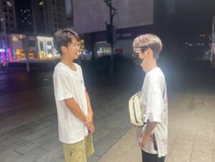 EB(yng)Ļ