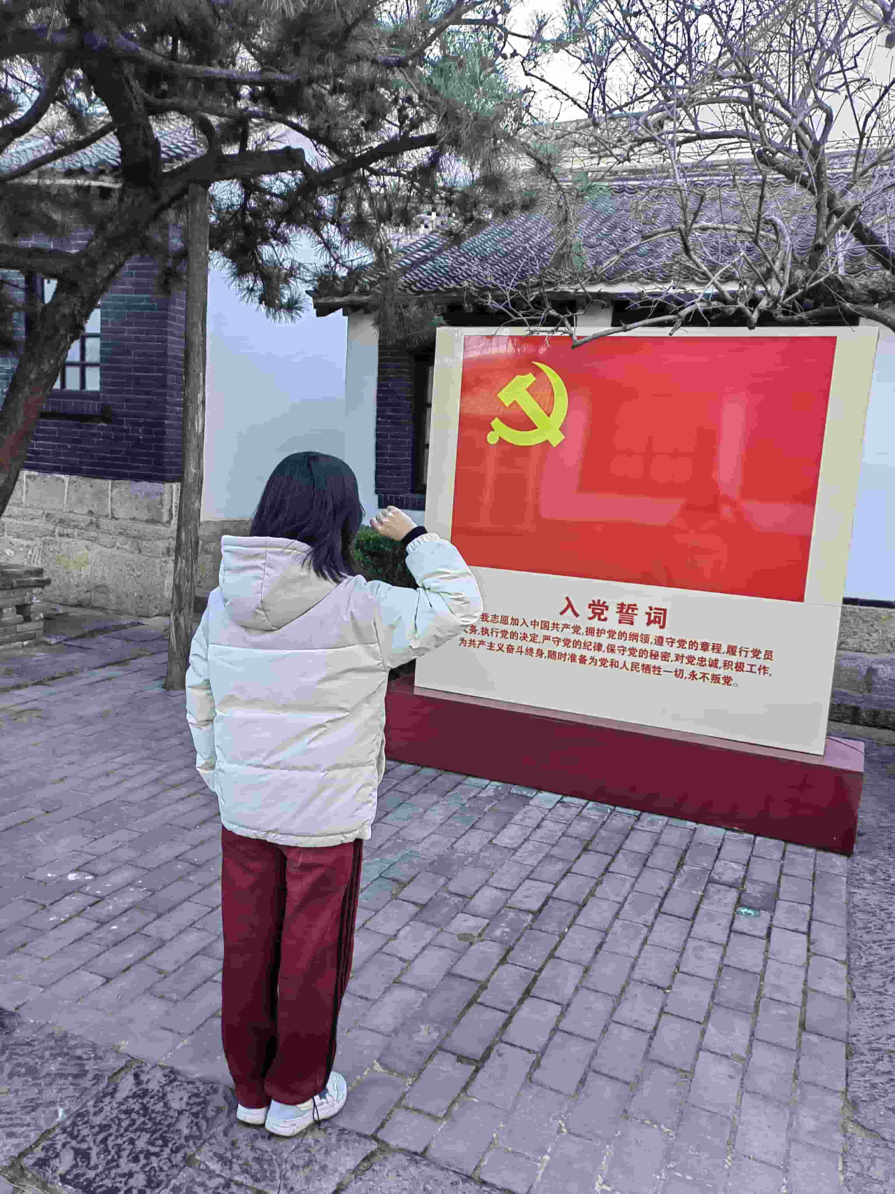 ഺͦߣo(h)СҰȫvF(tun)(hu)(sh)`Lo(j)(sh)