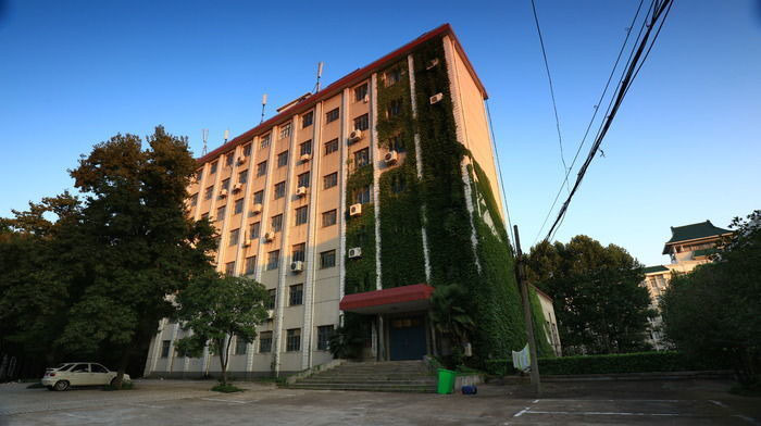 hW(xu)